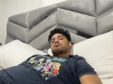 Chaturbate Best live sex cam show of bdever7