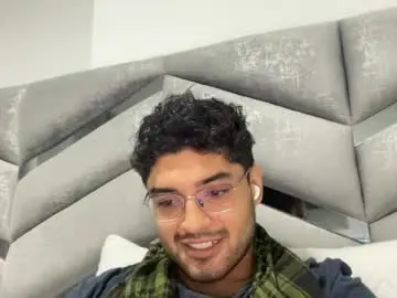 Chaturbate Live Sex Cam of bdever7