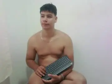 Chaturbate Sex Chat of zeus_183