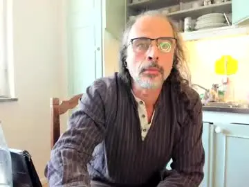 Chaturbate Live Sex Cam of hombresalvatge