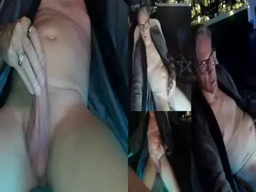 Chaturbate Free Live Porn of d_j_strokes