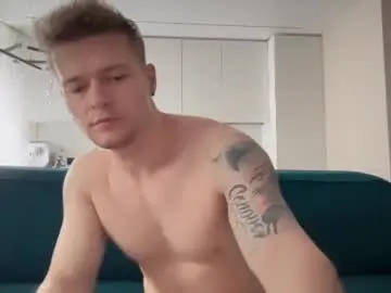 Chaturbate Live Sex Cam of pashka_x