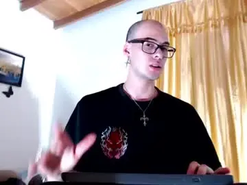 Chaturbate Adult Video Chat of vlad__night