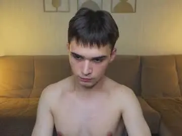 Chaturbate Nude Webcam of simonboy592