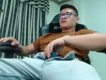 Chaturbate Watch Live Sex Cams of david_smit_