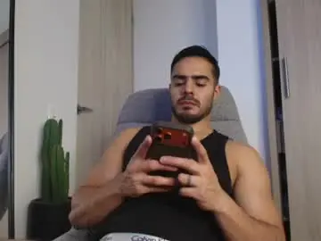 Chaturbate Free Live Porn of andrew_west_