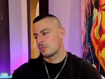 Chaturbate Live Sex Cam of scotty_music