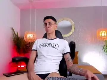 Chaturbate Live Sex of gio_carangi