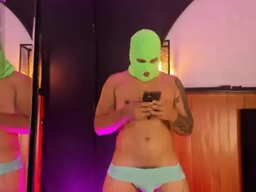 Chaturbate Live Sex of scoott_masked
