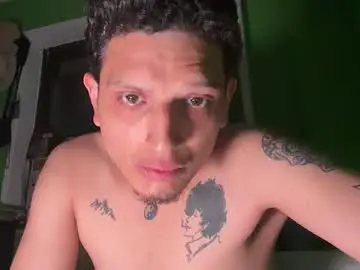 Chaturbate Adult Webcams of sexylatinoguy24