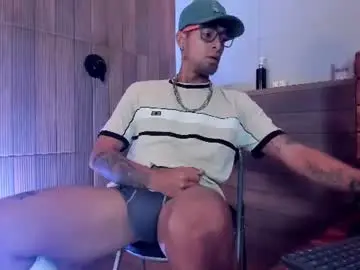 Chaturbate Private Sex Chat of drakeneumann