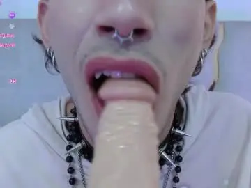 Chaturbate Live Sex Cam of lucas_tay