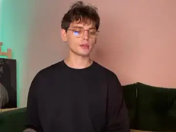 Chaturbate Best live sex cam show of oliverlawrence