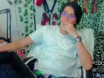 Chaturbate Nude Webcam of andy_gray01
