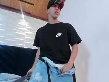 Chaturbate Live Porn of lucca_moreti
