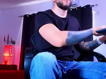 Chaturbate Live Porn of mightyaaron