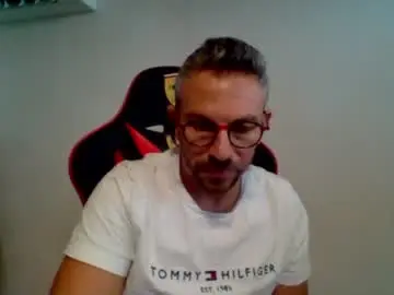 Chaturbate Watch Live Sex Cams of huge__cumshot