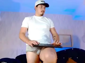 Chaturbate Watch Live Sex Cams of lexmiller_