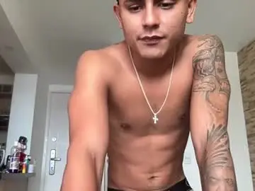 Chaturbate Live Porn of bob_pettersonn