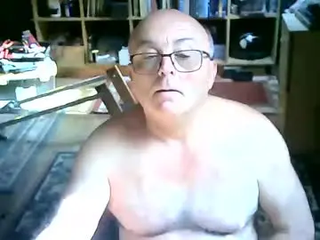 Chaturbate Nude Webcam of bluebox65