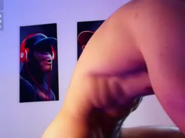 Chaturbate Sex Cam of axel_stein03