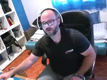 Chaturbate Free Live Porn of ravingr3d3