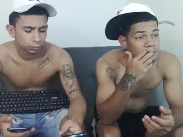 Chaturbate Nude Webcam of kings_latins