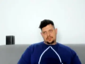 Chaturbate Sex Cam of famousboy1