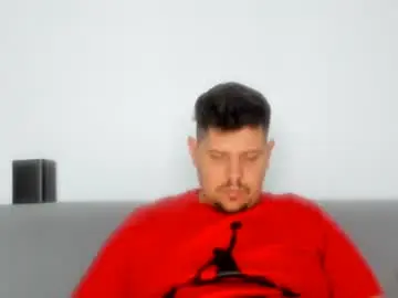 Chaturbate Adult Webcams of famousboy1