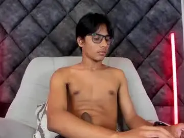 Chaturbate Watch Live Sex Cams of liamkron