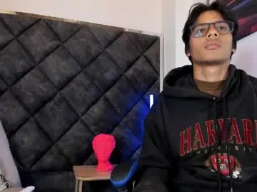 Chaturbate Live Sex of liamkron