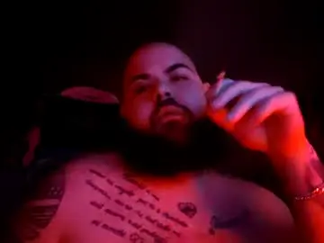 Chaturbate Live Sex of stallion_bear