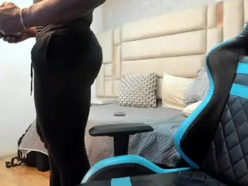 Chaturbate Sex Chat of denzel_koose