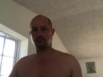 Chaturbate Live Sex Cam of danishjss
