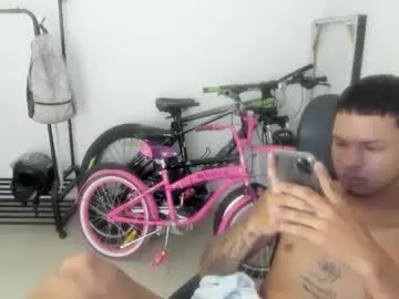Chaturbate Live Porn of white_master444