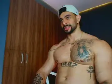 Chaturbate Sex Cam of massimo_visconti
