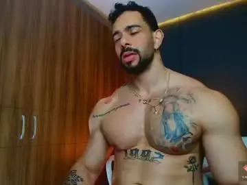 Chaturbate Sex Cam of massimo_visconti