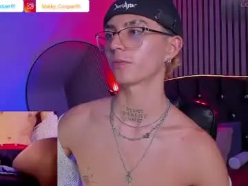 Chaturbate Live Sex Cam of maiky_cooper01