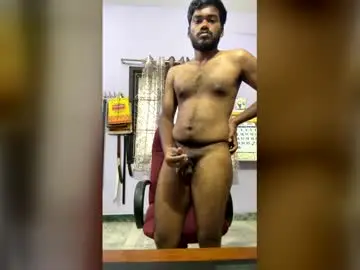 Chaturbate Live Sex Cam of hottamilguy01