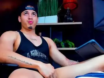 Chaturbate Nude Webcam of rocco_santos