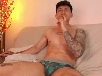 Chaturbate Sex Chat of latin_green_eyes_