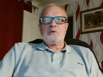 Chaturbate Live Sex Cam of daddiescockforyou