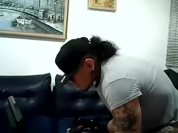 Chaturbate Live Sex of ayrton_naffah2