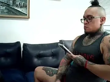 Chaturbate Free Live Porn of ayrton_naffah2