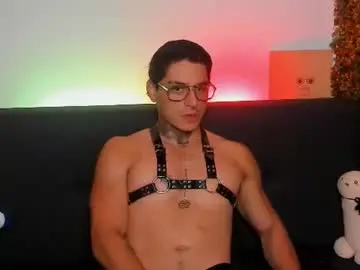 Chaturbate Live Porn of simon_cortes