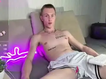 Chaturbate Sex Chat of travis_gracile