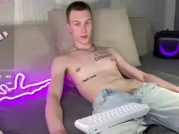 Chaturbate Best live sex cam show of travis_gracile