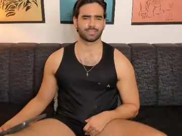 Chaturbate Free Porn Cam of bradleymartin7