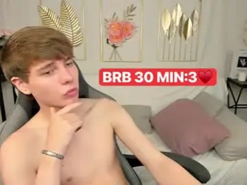 Chaturbate Live Sex Cam of andyjey_