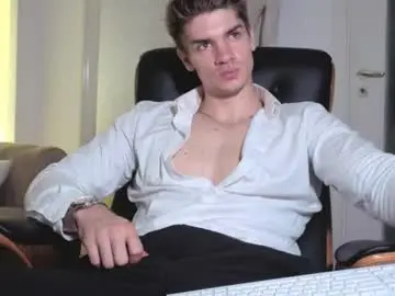 Chaturbate Adult Webcam of maxkaiden